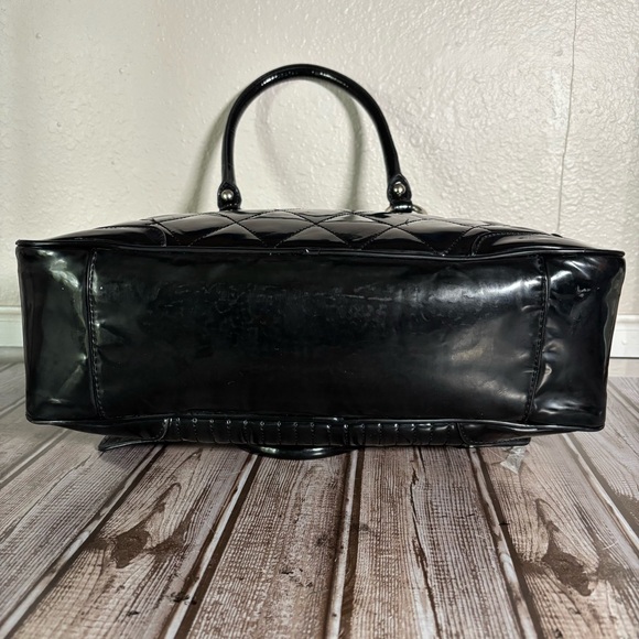 Coach Poppy Liquid Gloss Quilted Satchel Black Patent Leather Bag Purse - Picture 6 of 15